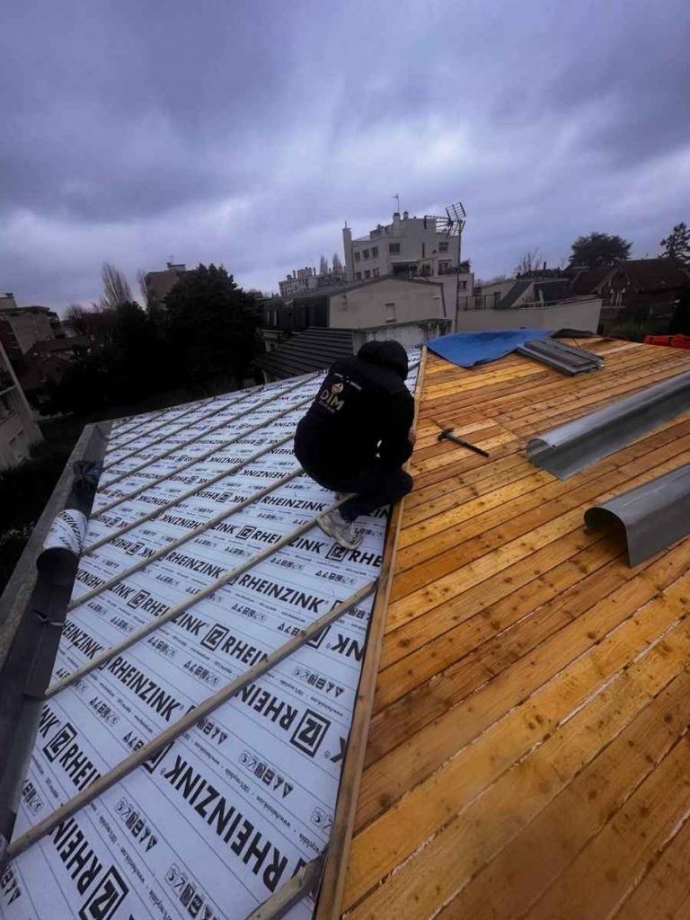 Entretien de toiture Meudon 92 - Dim Toiture - Couvreur Meudon